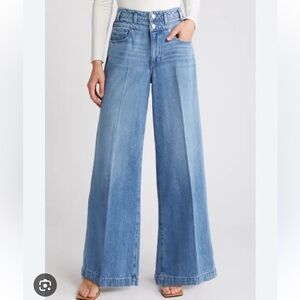 Paige Denim Portia with Double Waistband in Enzo Distressed size 23